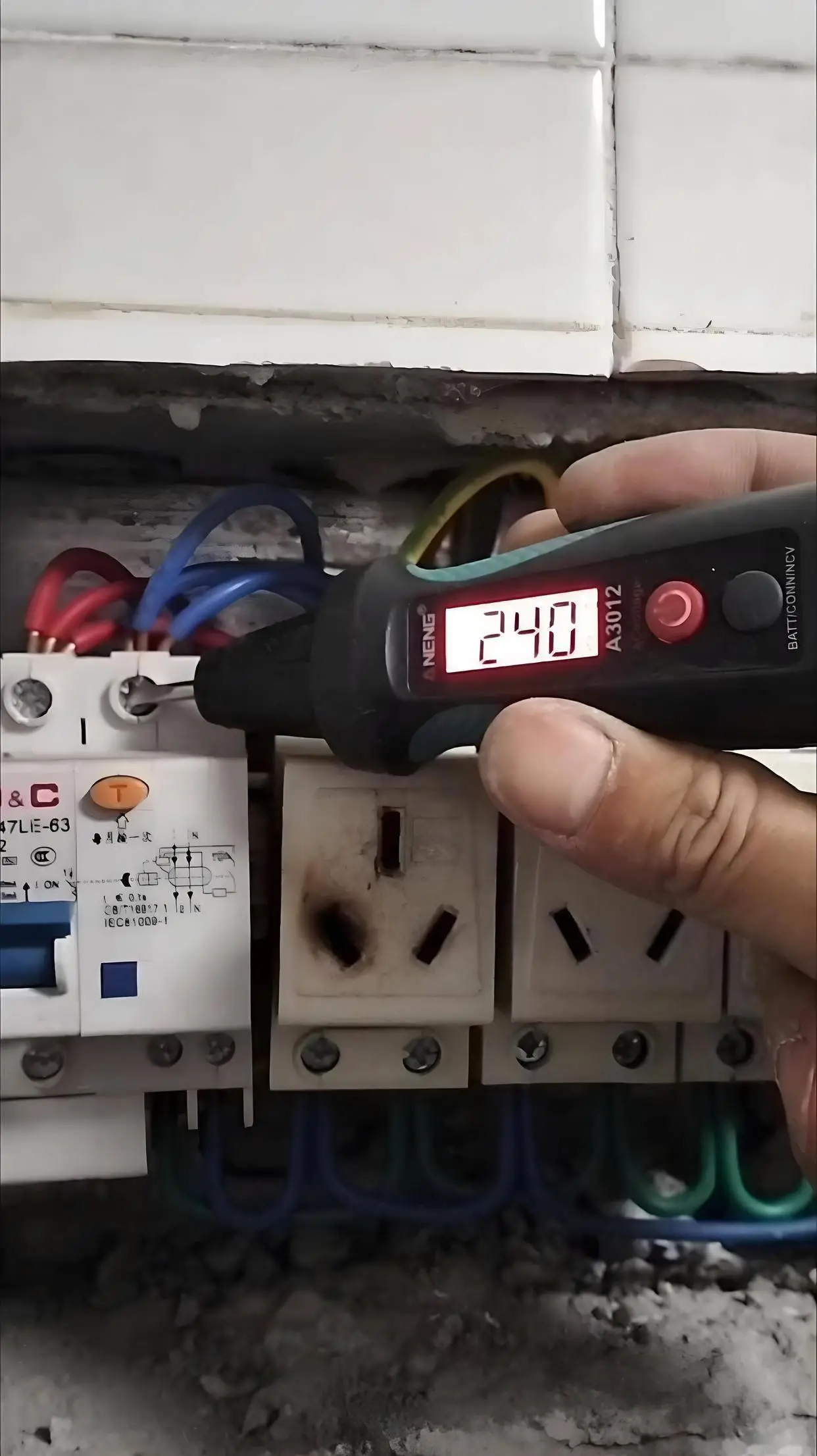 十种导致零线带电的原因及相应的处理方法